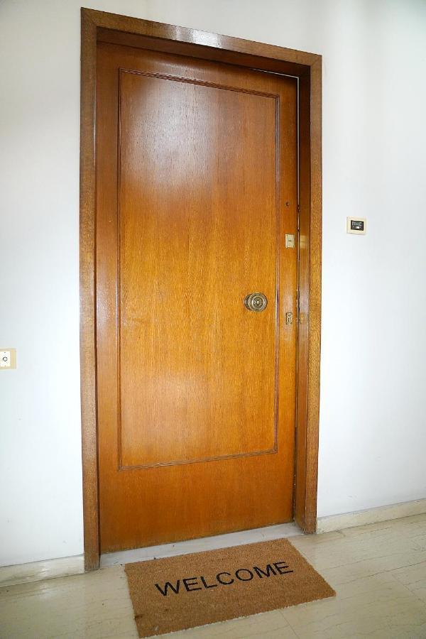 70M2 Apartment 4 Mins From Athens Central Station! Esterno foto